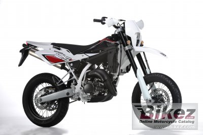 2011 Husqvarna SM125S photo